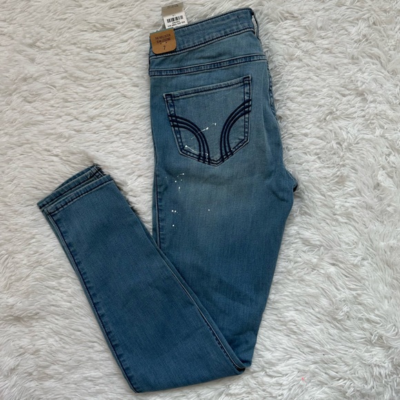 NWT Hollister Low Rise Jegging - Picture 4 of 5
